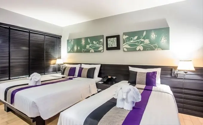 Grand Deluxe Twin Room