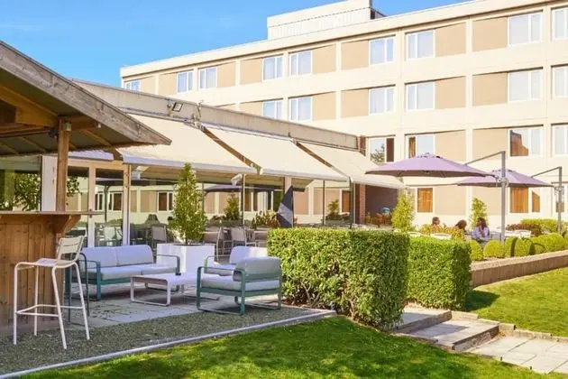 Superior Oda, 1 Çift Kişilik Yatak ve Çekyat, Havuz Manzaralı