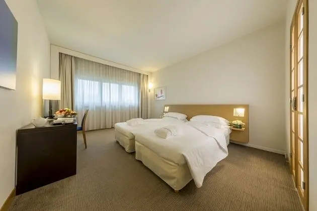 Comfort Tek Büyük veya İki Ayrı Yataklı Oda