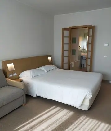Comfort Tek Büyük veya İki Ayrı Yataklı Oda