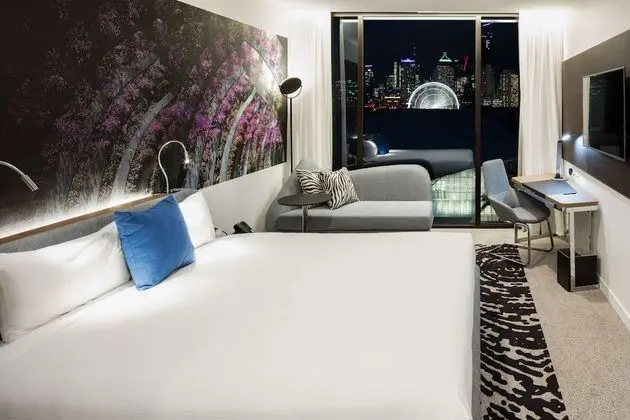 Premier Tek Büyük Yataklı Oda, 2 Çift Kişilik Yatak, Şehir Manzaralı ('N' Room)