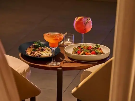 Deluxe Tek Büyük Yataklı Oda, 1 Çift Kişilik Yatak ve Çekyat, Balkon
