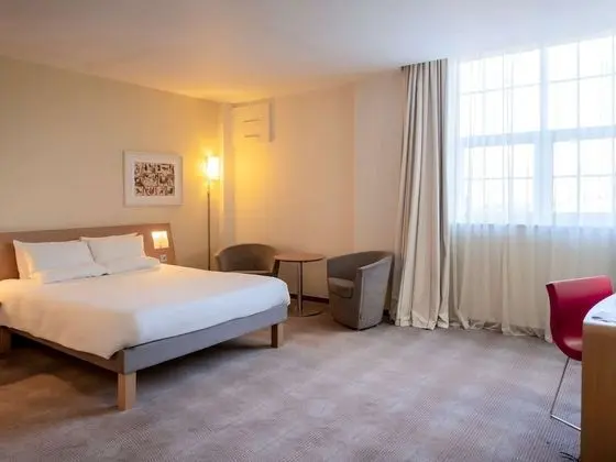 Superior Oda, 1 Büyük (Queen) Boy Yatak