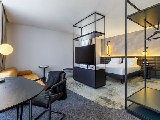 Stüdyo, 1 En Büyük (King) Boy Yatak ve Çekyat (Long Stay)