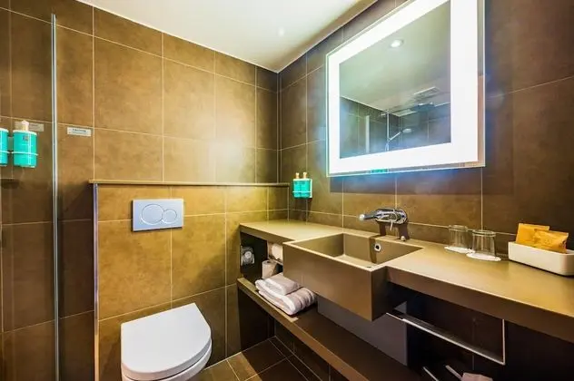 Premier Oda (Executive)