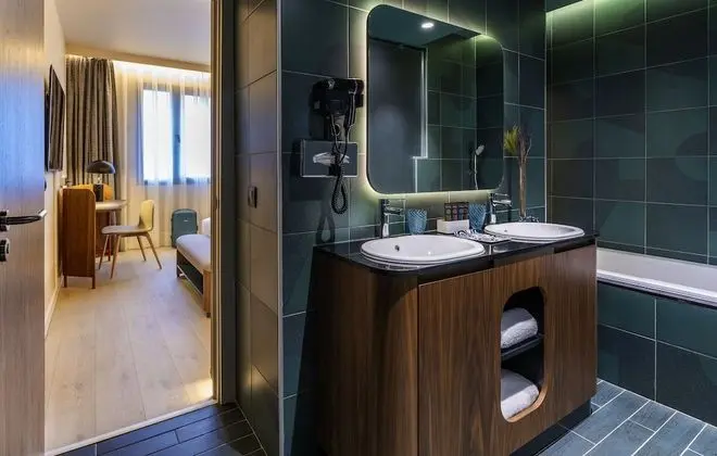Superior Oda, 1 Çift Kişilik Yatak ve Çekyat (Lounge)