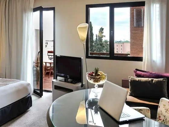 Deluxe Oda, 1 Çift Kişilik Yatak ve Çekyat