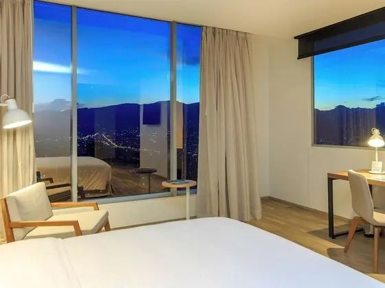 Deluxe Oda, 1 En Büyük (King) Boy Yatak
