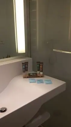 Executive Oda, 1 Büyük (Queen) Boy Yatak ve Çekyat