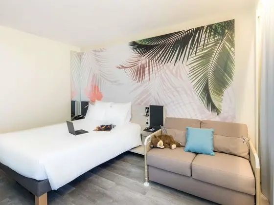 Superior Tek Büyük Yataklı Oda, 1 Çift Kişilik Yatak ve Çekyat (Riviera)