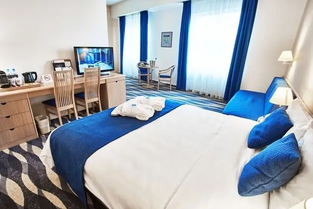 Superior Oda, 2 Büyük (Queen) Boy Yatak