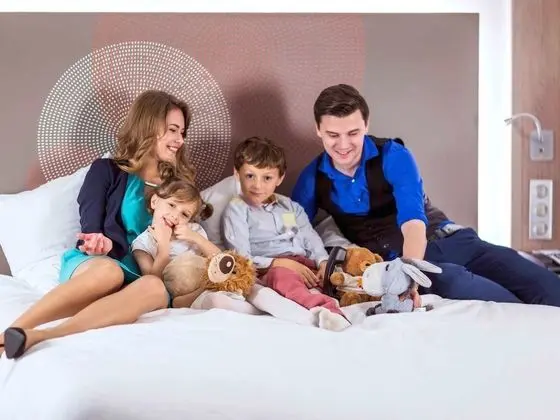 Junior Süit, 1 En Büyük (King) Boy Yatak ve Çekyat