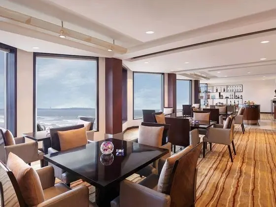 Premier Oda, 2 Tek Kişilik Yatak, Business Dinlenme Salonu Kullanımı, Şehir Manzaralı (High Floor)