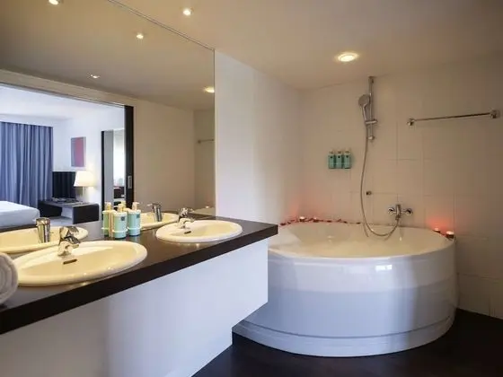 Süit, 1 En Büyük (King) Boy Yatak