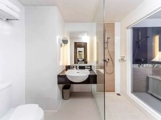 Deluxe Tek Büyük Yataklı Oda, 1 Çift Kişilik Yatak, Balkon, Deniz Manzaralı