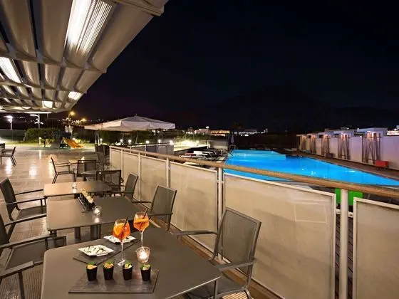 Superior İki Ayrı Yataklı Oda, 1 Çift Kişilik Yatak ve Çekyat