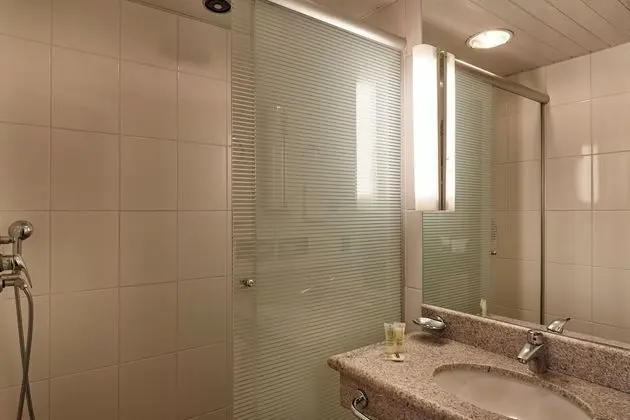 Standard Oda, 1 Çift Kişilik Yatak ve Çekyat