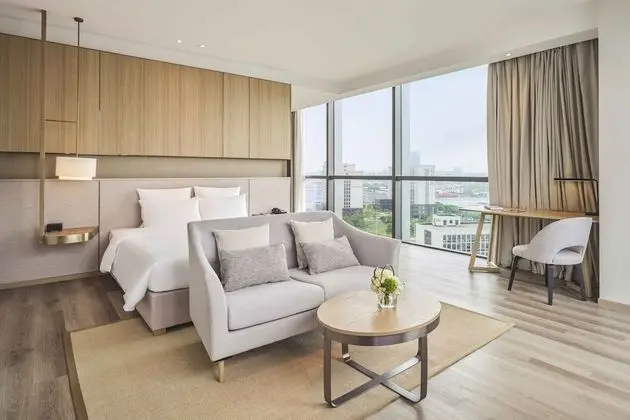 Deluxe Oda, 1 En Büyük (King) Boy Yatak