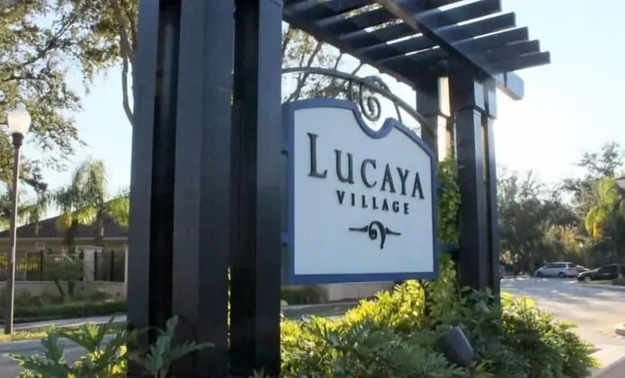 Apart Daire, Birden Çok Yatak (*Nov Special* at Lucaya - 4 bed 3bath)