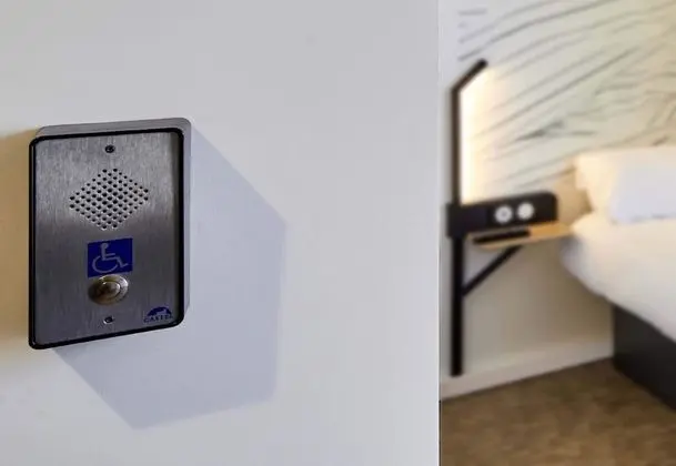 Üç Kişilik Oda, Engellilere Uygun, Sigara İçilmez