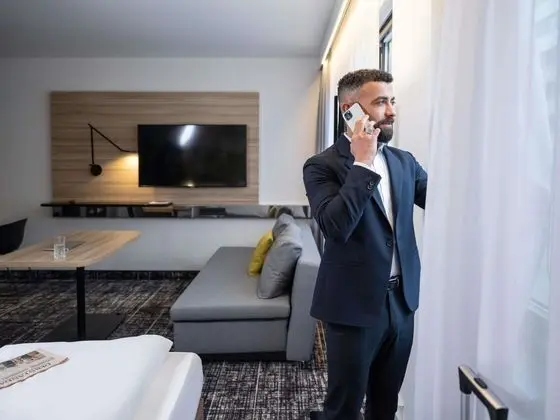 Business Süit, 1 En Büyük (King) Boy Yatak (Junior)
