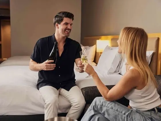 Deluxe Tek Büyük Yataklı Oda, 2 Çift Kişilik Yatak, Manzaralı (Skyline View)