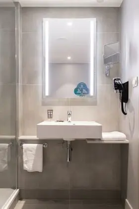 Standard Tek Büyük Yataklı Oda, 1 Çift Kişilik Yatak