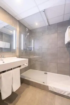 Superior Tek Büyük Yataklı Oda, 1 Çift Kişilik Yatak (Comfortable)