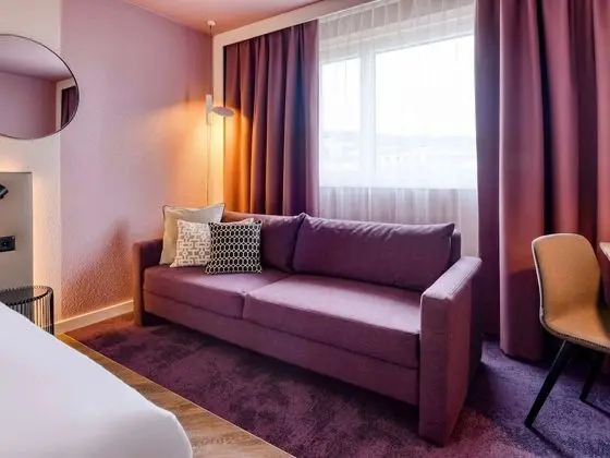 Executive Oda, 1 Büyük (Queen) Boy Yatak ve Çekyat