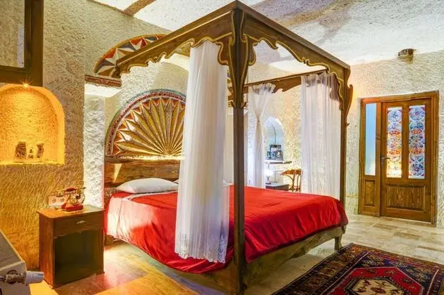 Cave Balayı Odası, , Jakuzili
