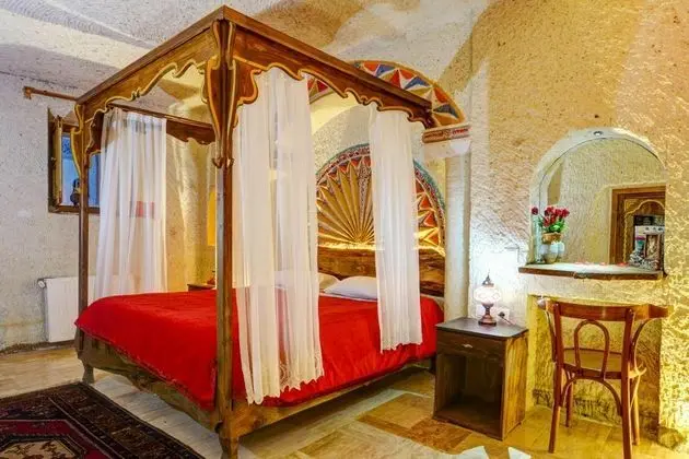 Cave Balayı Odası, , Jakuzili