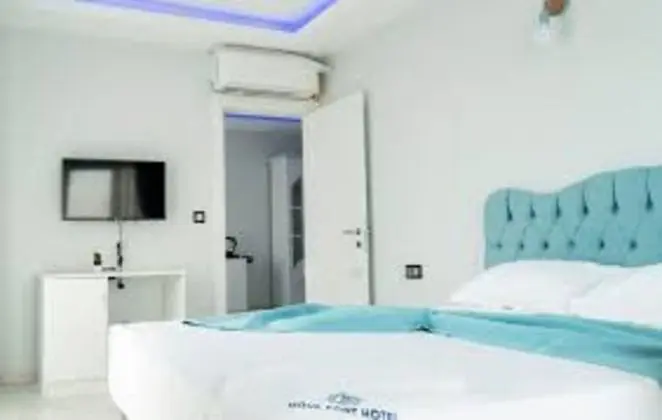 Aile Odası, Kısmi Deniz Manzaralı