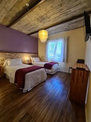 Classic Tek Büyük veya İki Ayrı Yataklı Oda
