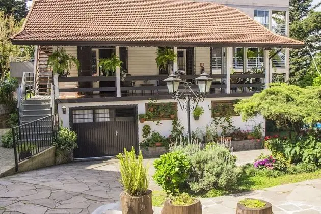 15 Standard Extra Suite