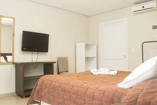 18-19-20 Luxury Triple Suite