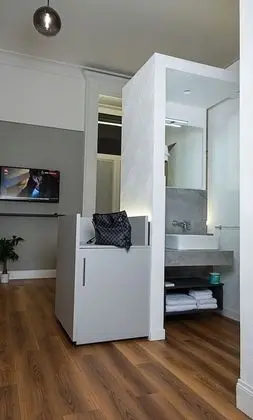 Design Tek Büyük veya İki Ayrı Yataklı Oda, Balkon (3-4)
