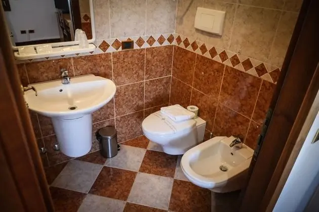 Classic Tek Büyük veya İki Ayrı Yataklı Oda