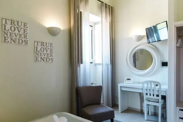 Tek Büyük Yataklı Oda