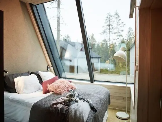 Aurora Honeymoon Suite