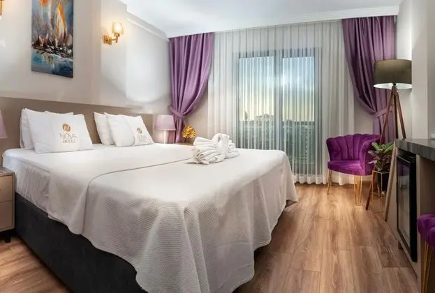 Deluxe Twin Oda, Şehir Manzaralı, Balkonlu veya Fransız Balkonlu