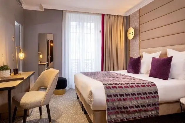 Superior Tek Büyük Yataklı Oda, Şehir Manzaralı