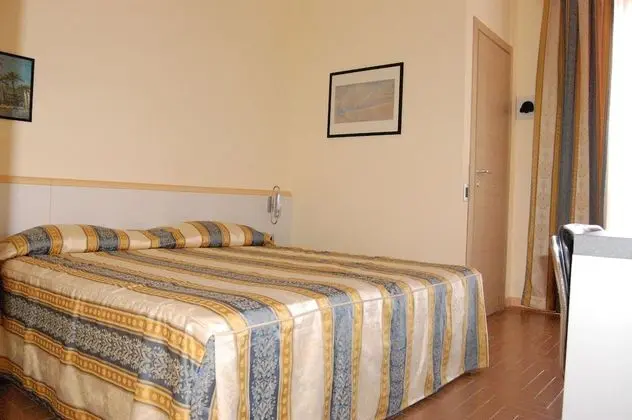 Economy Dört Kişilik Oda