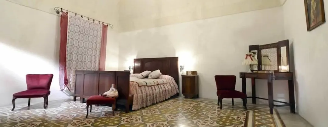 Üç Kişilik Oda (940)