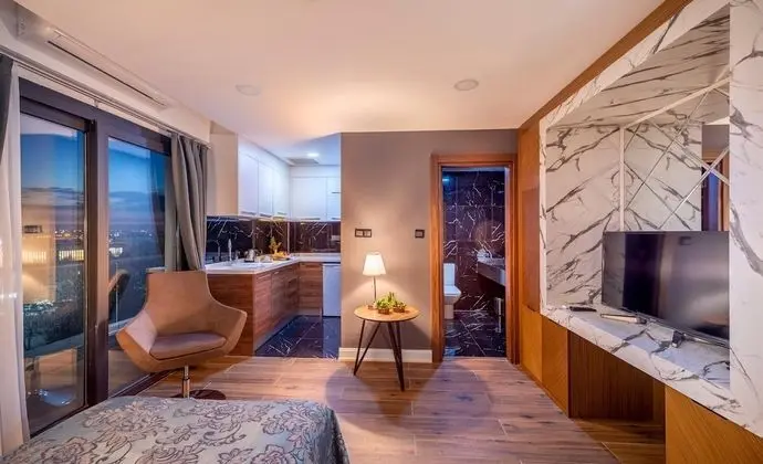 https://images.etstur.com/files/images/hotelImages/CYB/215689/l/Novel-Center-Point-Hotel-Genel-332520.jpg