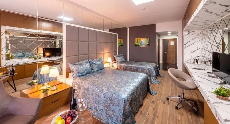 https://images.etstur.com/files/images/hotelImages/CYB/215689/l/Novel-Center-Point-Hotel-Genel-332524.jpg