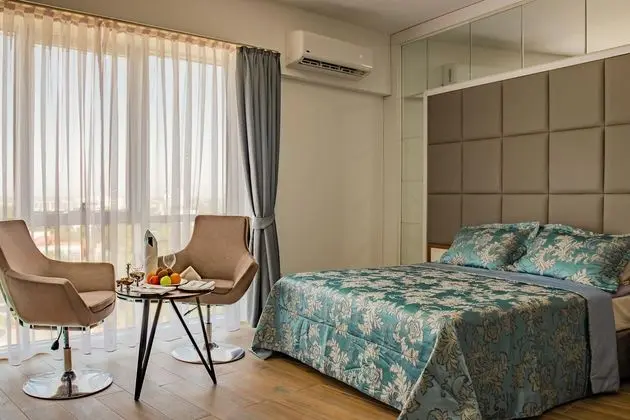 https://images.etstur.com/files/images/hotelImages/CYB/215689/l/Novel-Center-Point-Hotel-Oda-325691.jpg