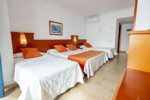 Standard Dört Kişilik Oda, Deniz Manzaralı (with extra bed)