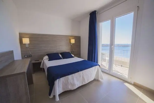 Standard Tek Büyük veya İki Ayrı Yataklı Oda, Deniz Manzaralı