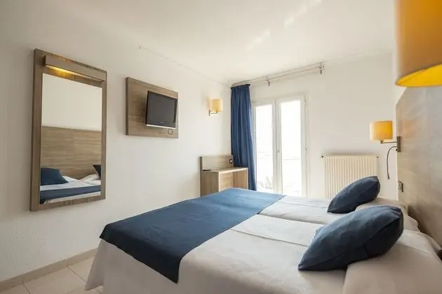 Standard Tek Büyük veya İki Ayrı Yataklı Oda, Deniz Manzaralı