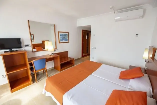 Standard Tek Büyük veya İki Ayrı Yataklı Oda, Deniz Manzaralı